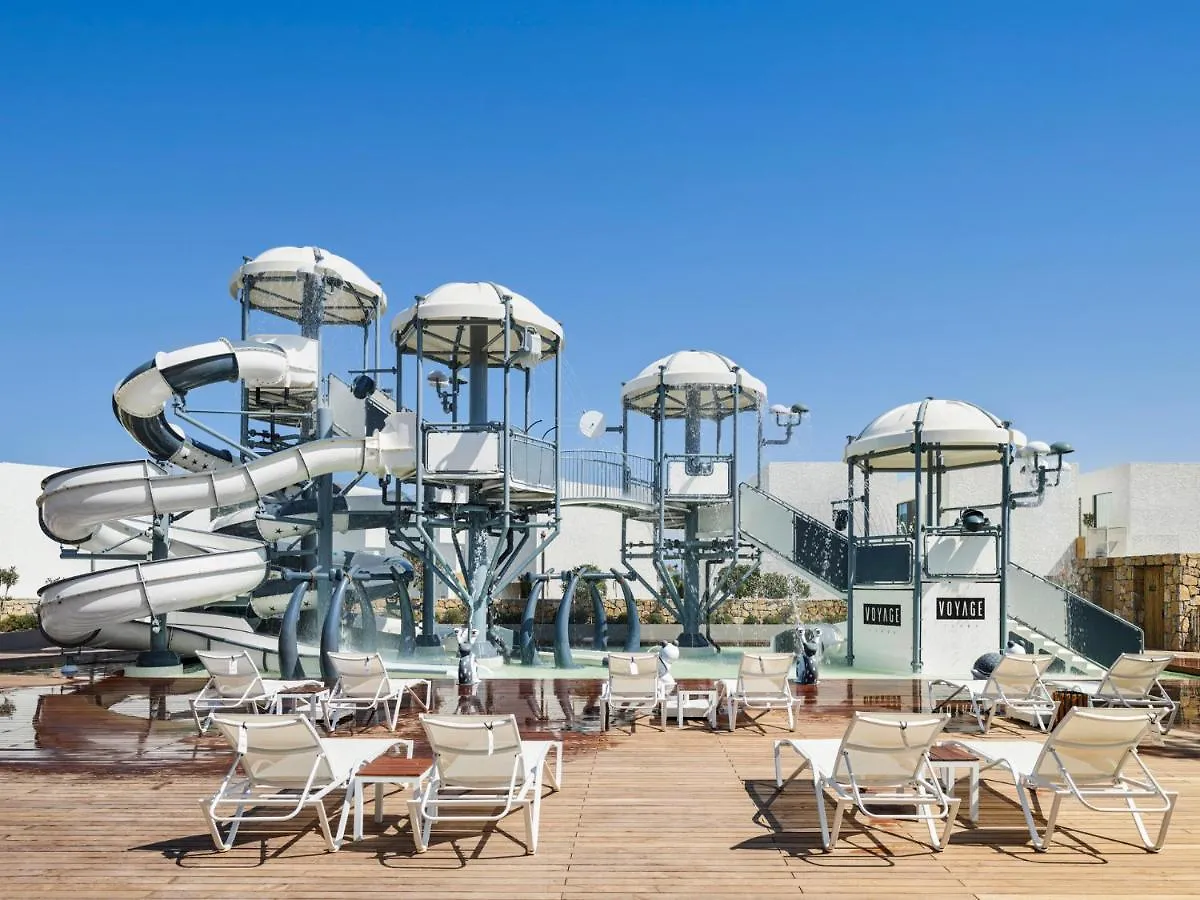 Voyage Torba Hotel אתר נופש